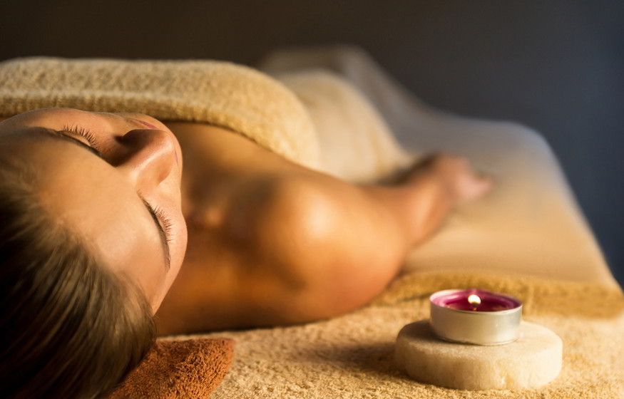 Massage relaxant holistique