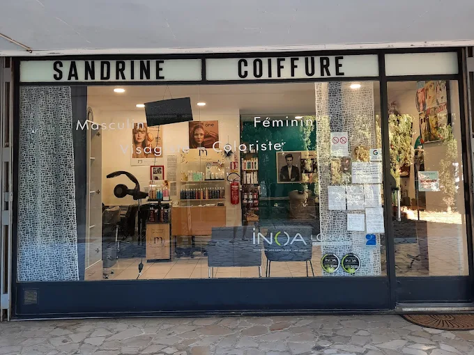 logo-centre/marseille-12eme/sandrine-coiffure/Vitrine-Salon-Sandrine-Coiffure-2022-06-14.webp